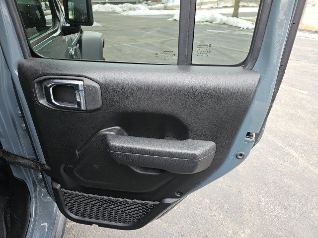 Used 2025 Jeep Wrangler Unlimited Rubicon 4xe w/ Convenience Group image 17