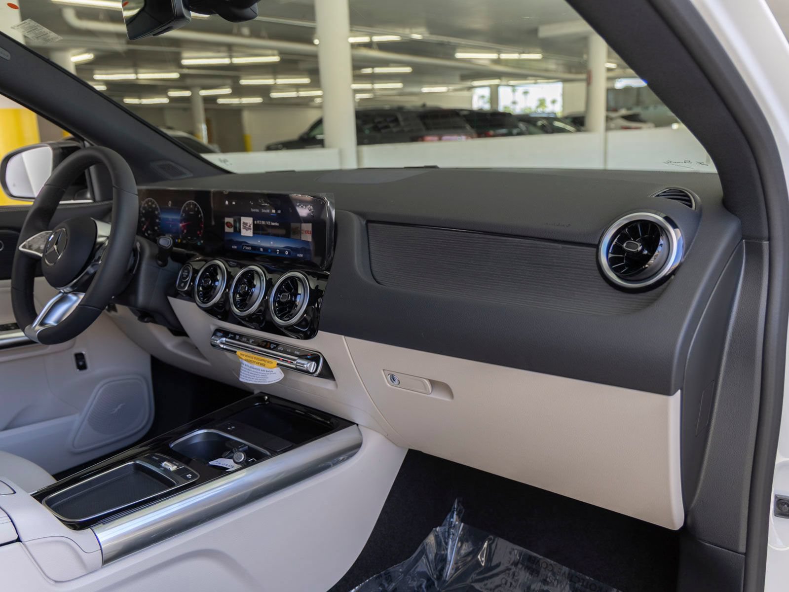 New 2026 Mercedes-Benz GLA 250 image 30