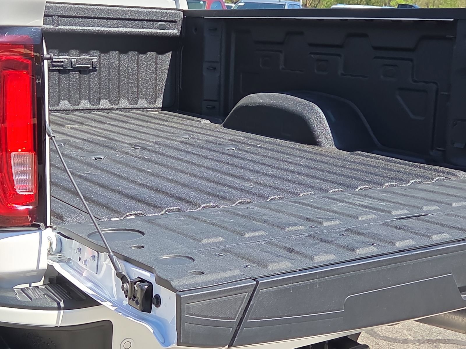 Used 2021 GMC Sierra 3500 Denali w/ Denali Ultimate Package image 9