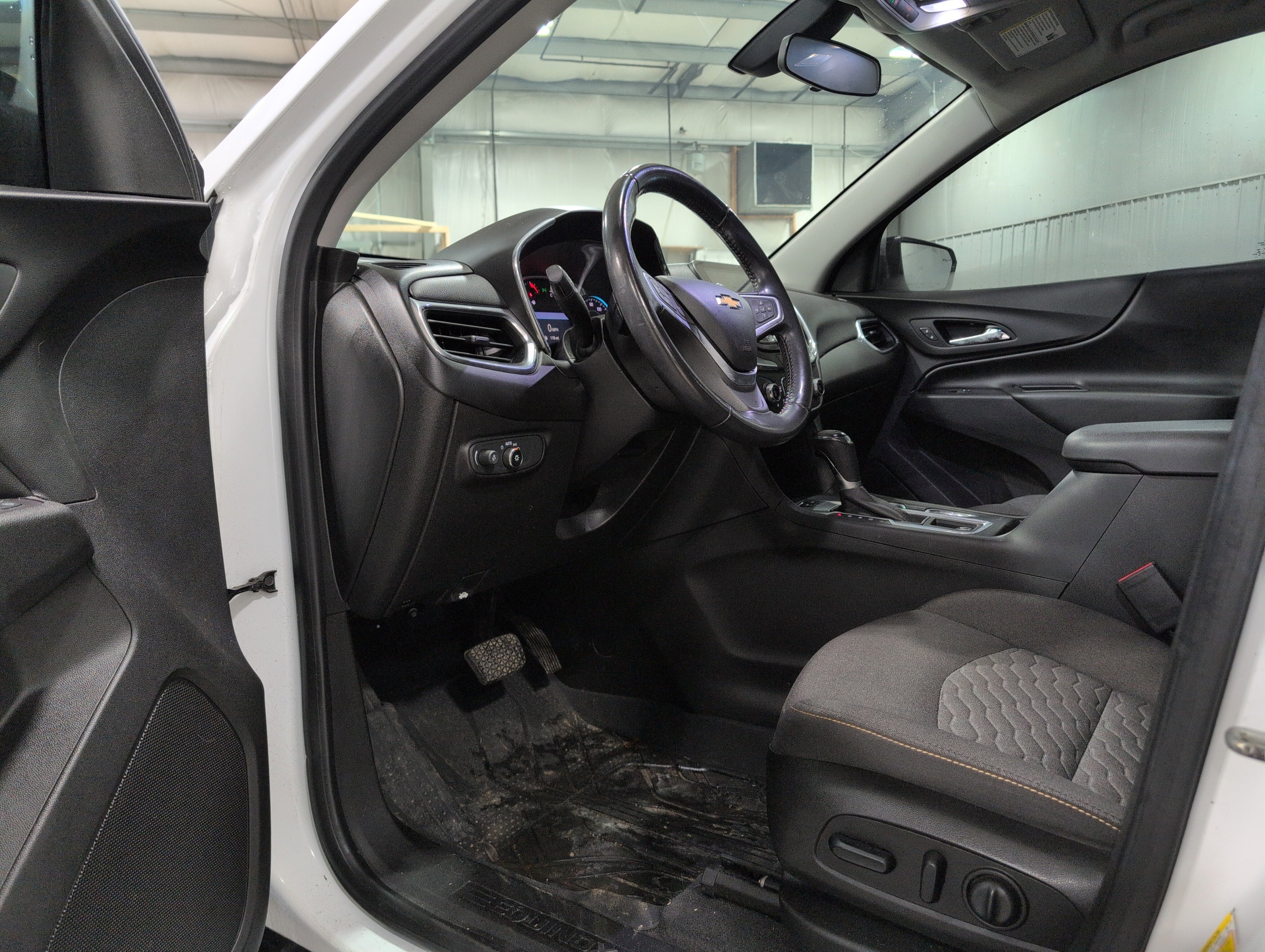 Used 2019 Chevrolet Equinox LT image 5