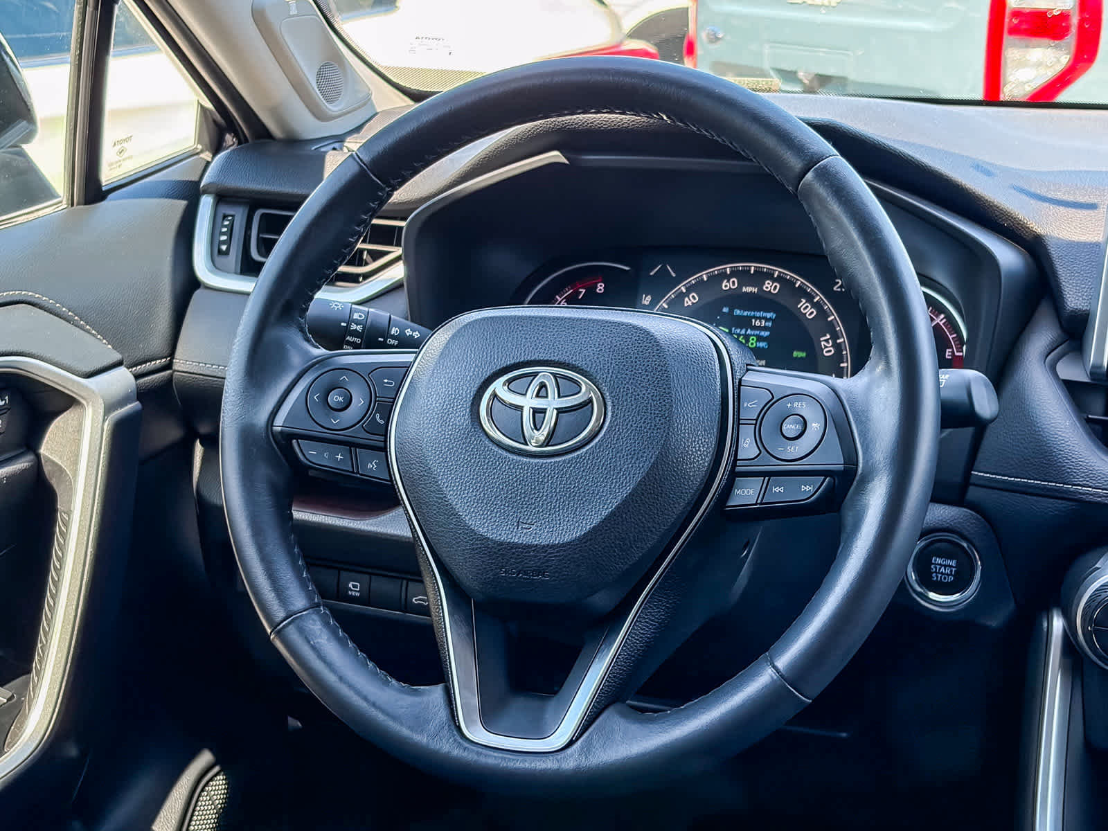 Used 2019 Toyota RAV4 Limited w/ Advanced Technology Package FWD image 14