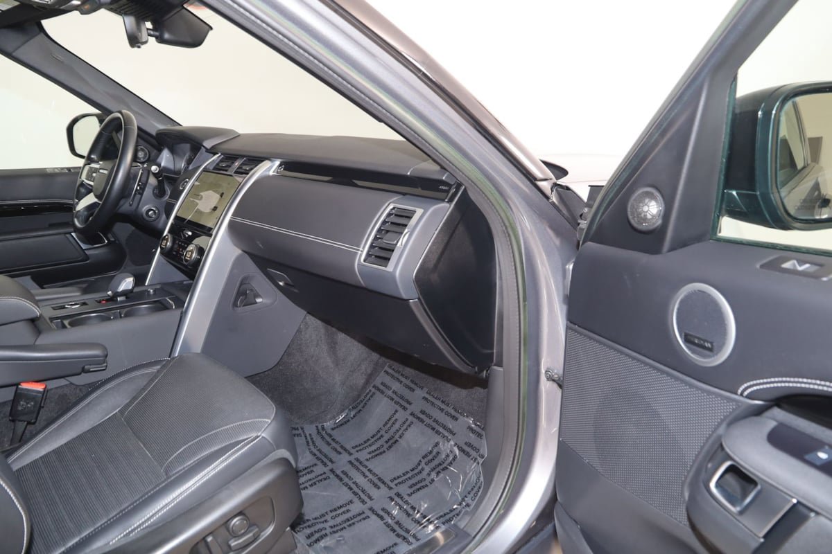 Used 2023 Land Rover Discovery S R-Dynamic AWD/4WD image 45