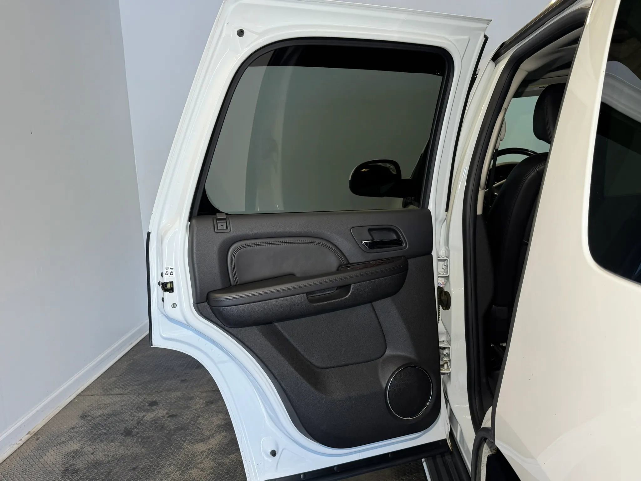 Used 2008 GMC Yukon Denali AWD/4WD image 24