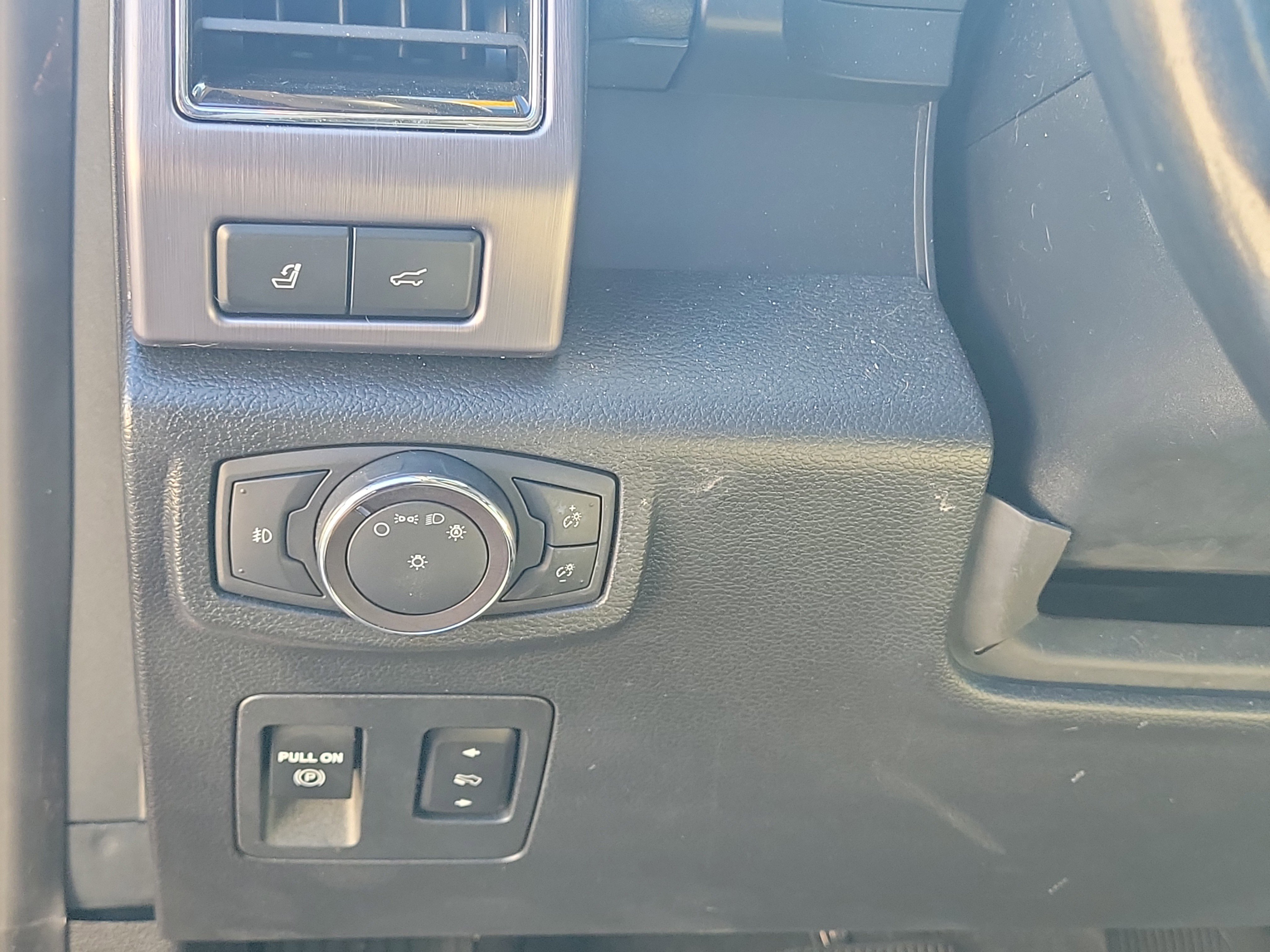 Used 2019 Ford Expedition Platinum image 20
