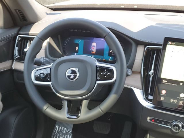 New 2026 Volvo XC90 B5 Plus w/ Protection Package Premier AWD/4WD image 27