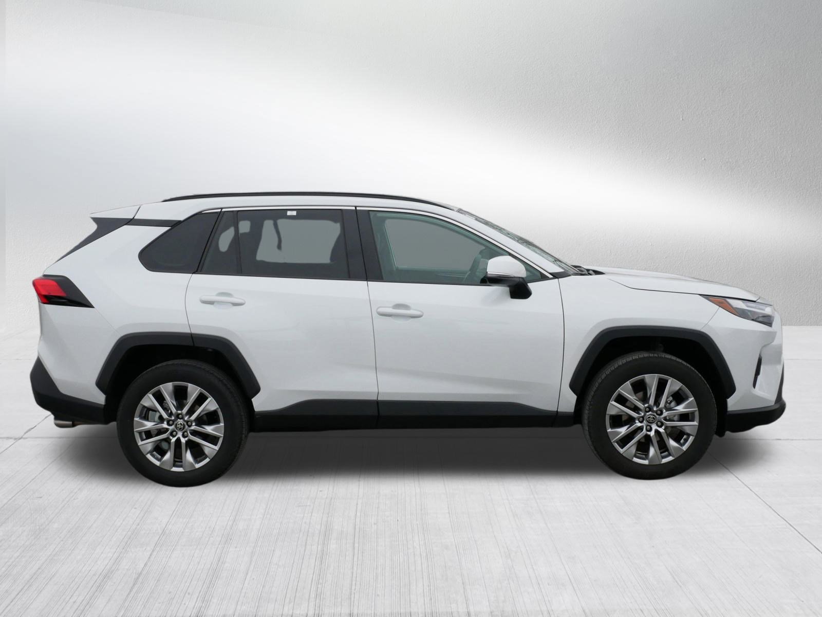 Certified 2025 Toyota RAV4 XLE Premium image 8