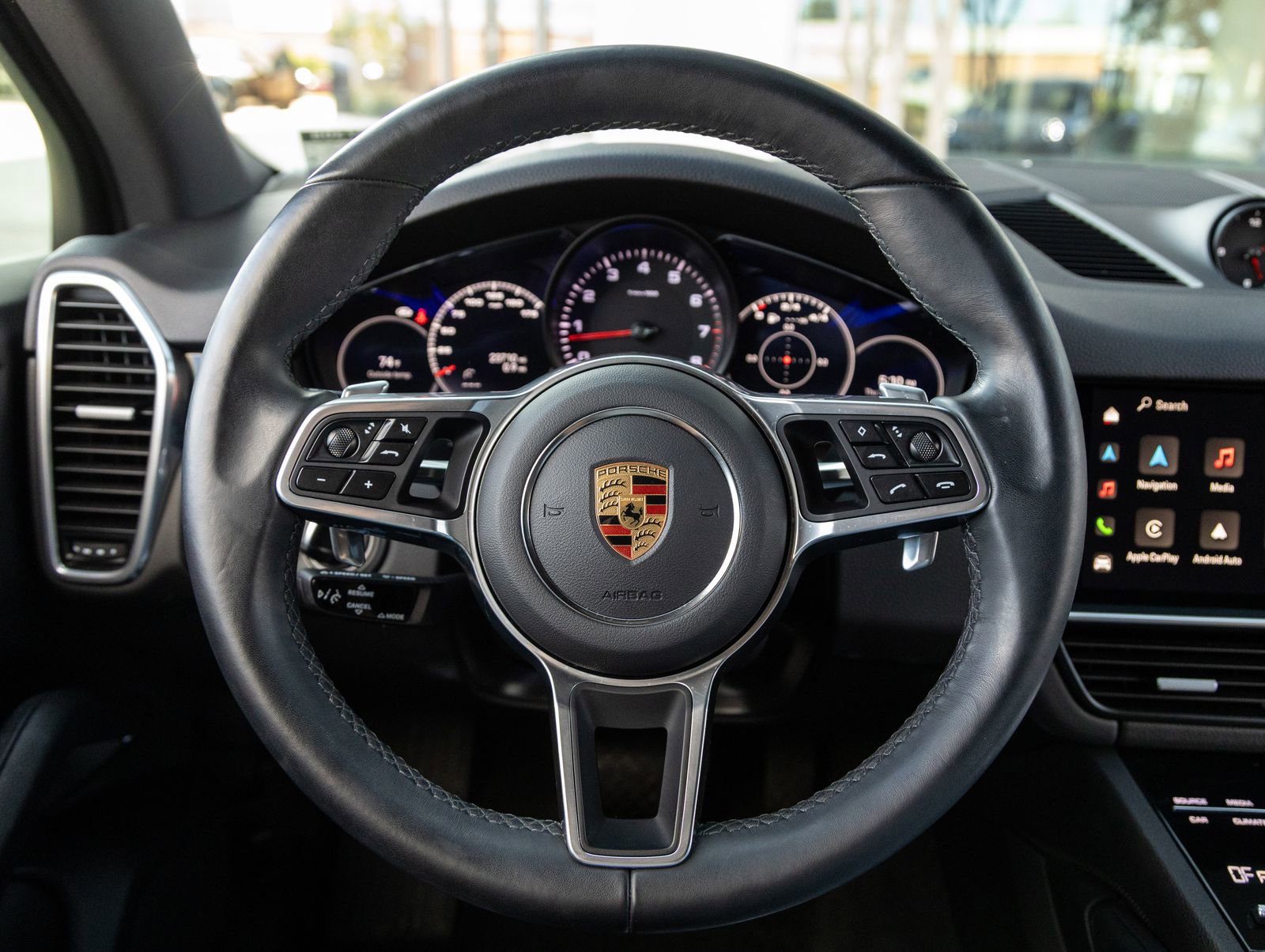 Certified 2023 Porsche Cayenne image 13