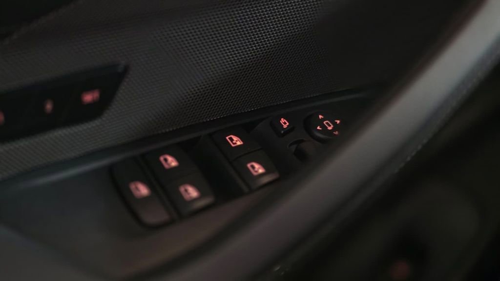 Used 2025 BMW 430i xDrive w/ M Sport Package image 25