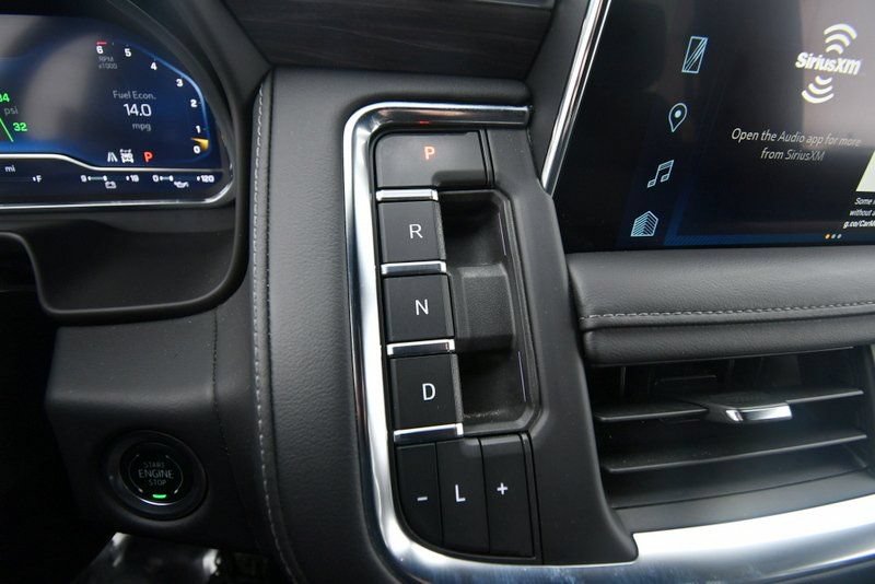 Used 2024 Chevrolet Suburban LT AWD/4WD image 26