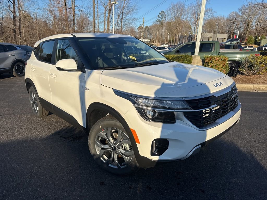 New 2026 Kia Seltos LX image 1
