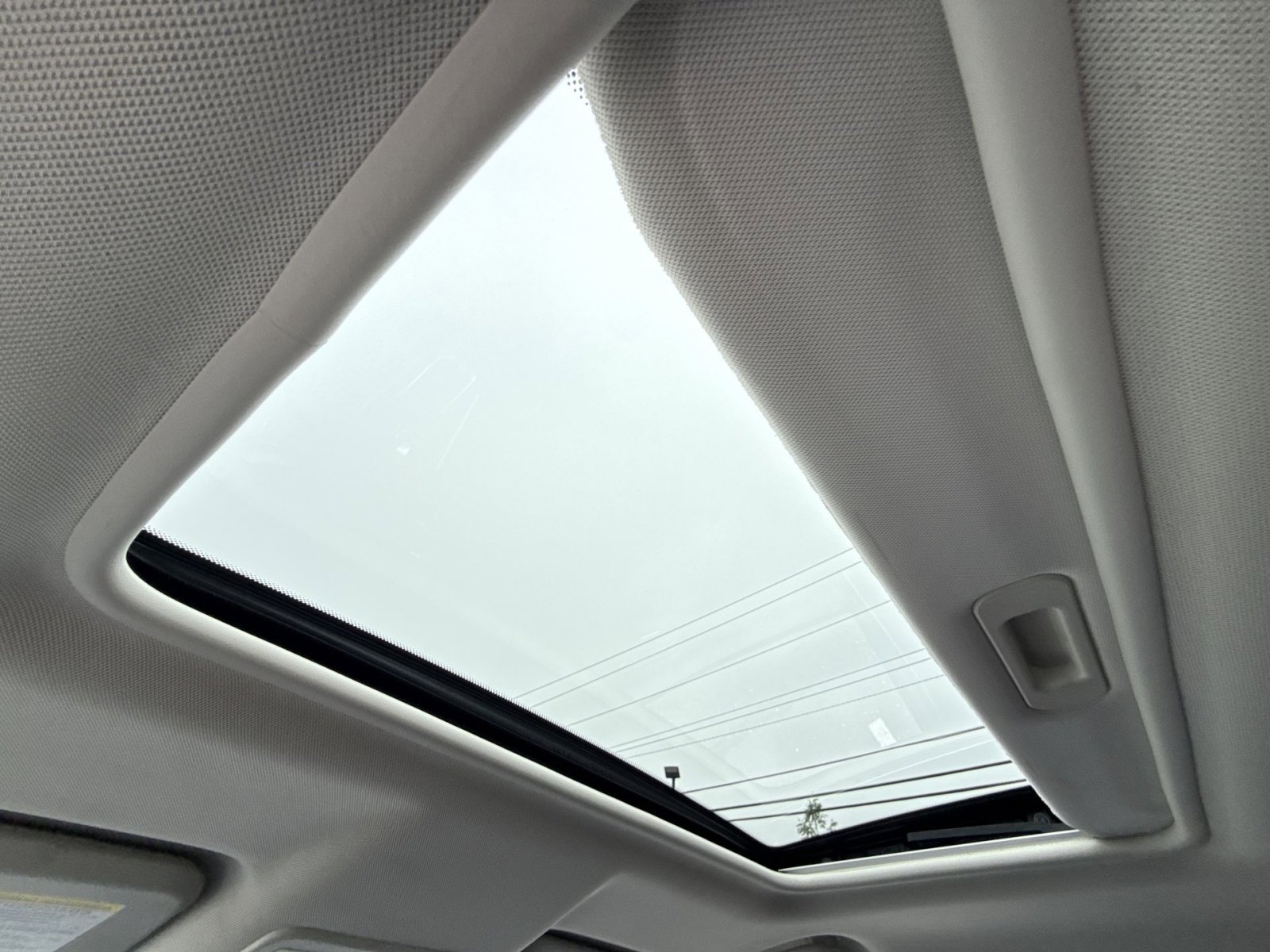 Used 2018 Ford EcoSport SE w/ SE Convenience Package image 23