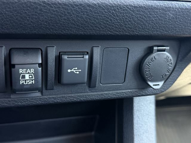 Certified 2022 Toyota Tacoma SR5 image 20