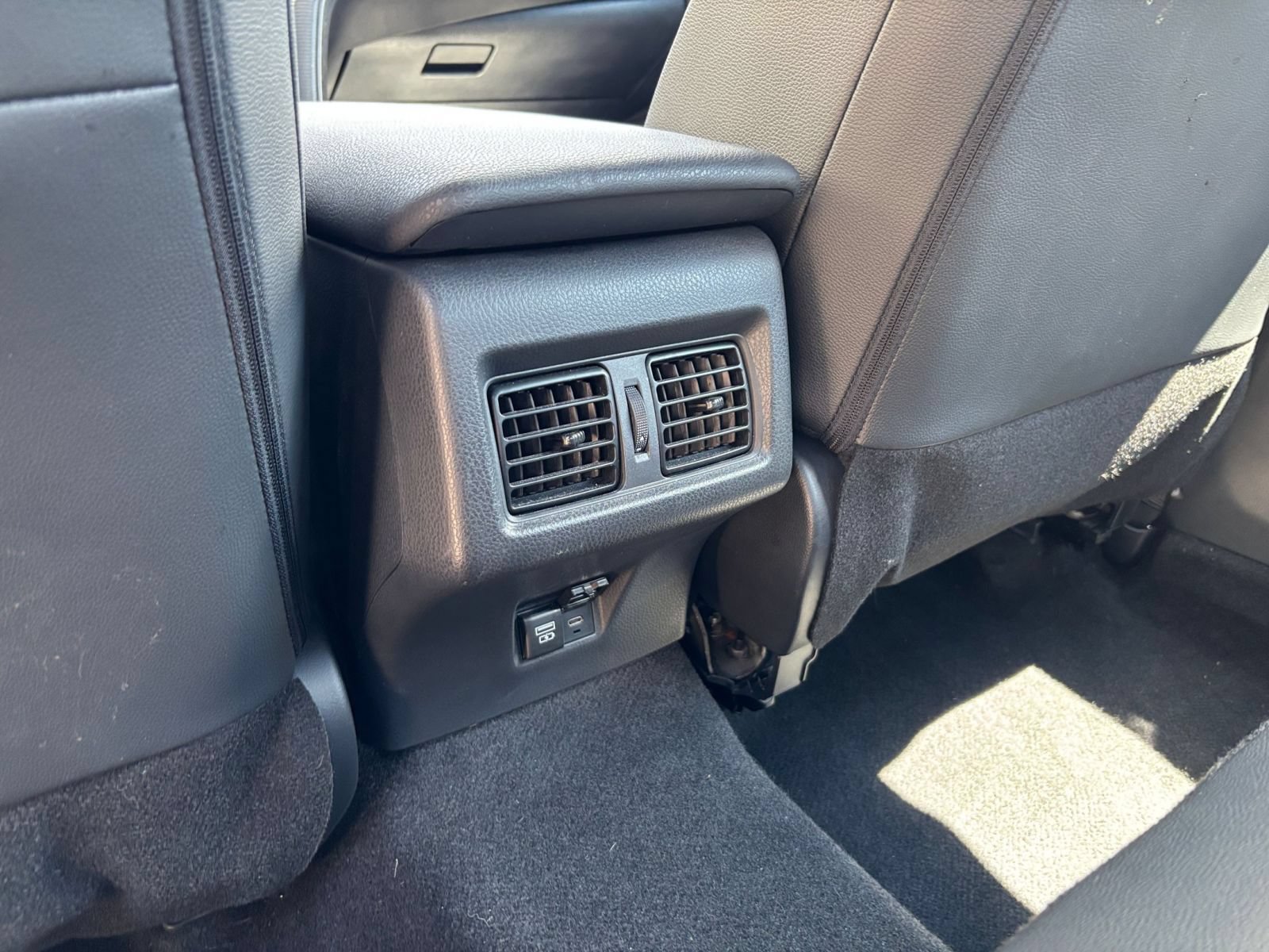 Used 2025 Toyota Camry SE FWD image 24