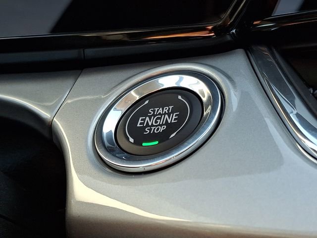 New 2026 Chevrolet Trax LT w/ Driver Confidence Package image 15