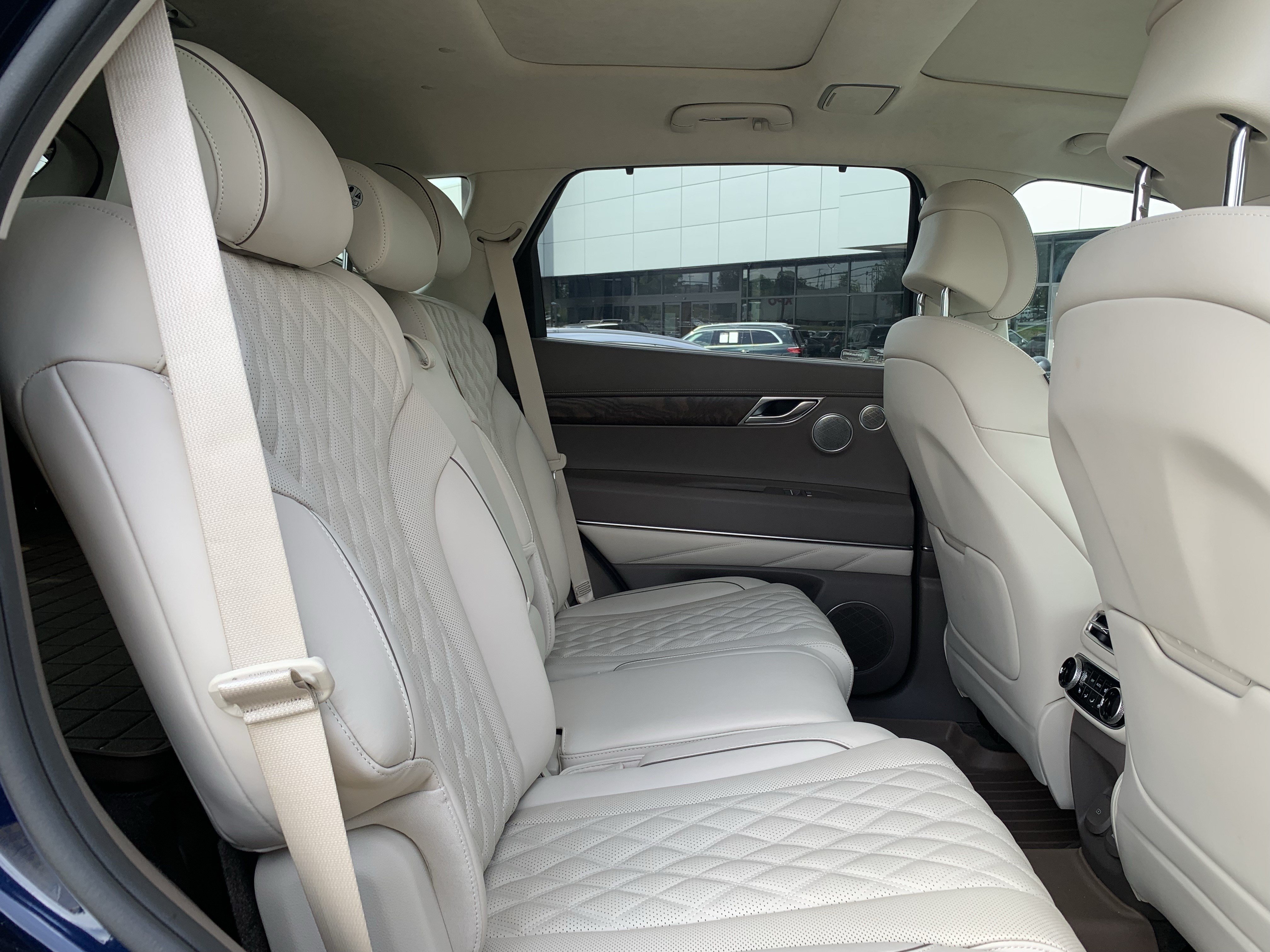 Used 2024 Genesis GV80 3.5T w/ Prestige Package AWD/4WD image 33
