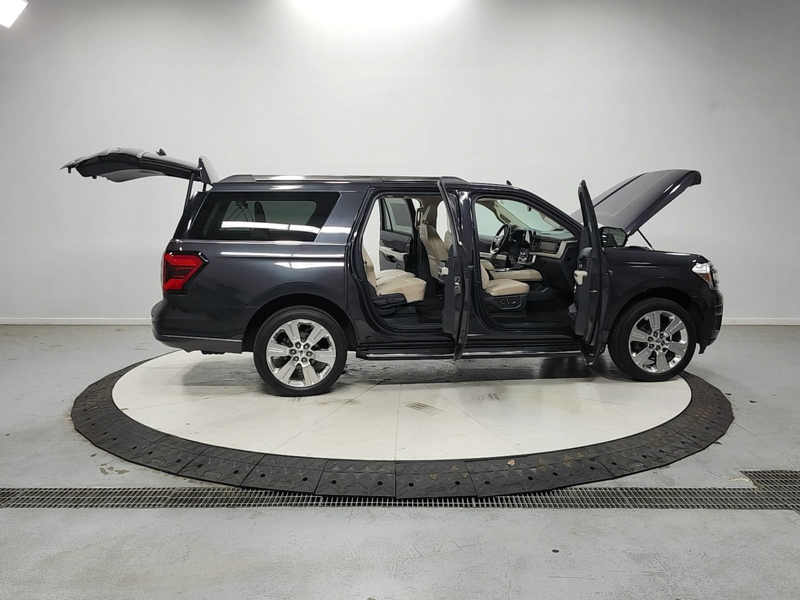 Used 2022 Ford Expedition Max Limited RWD image 17