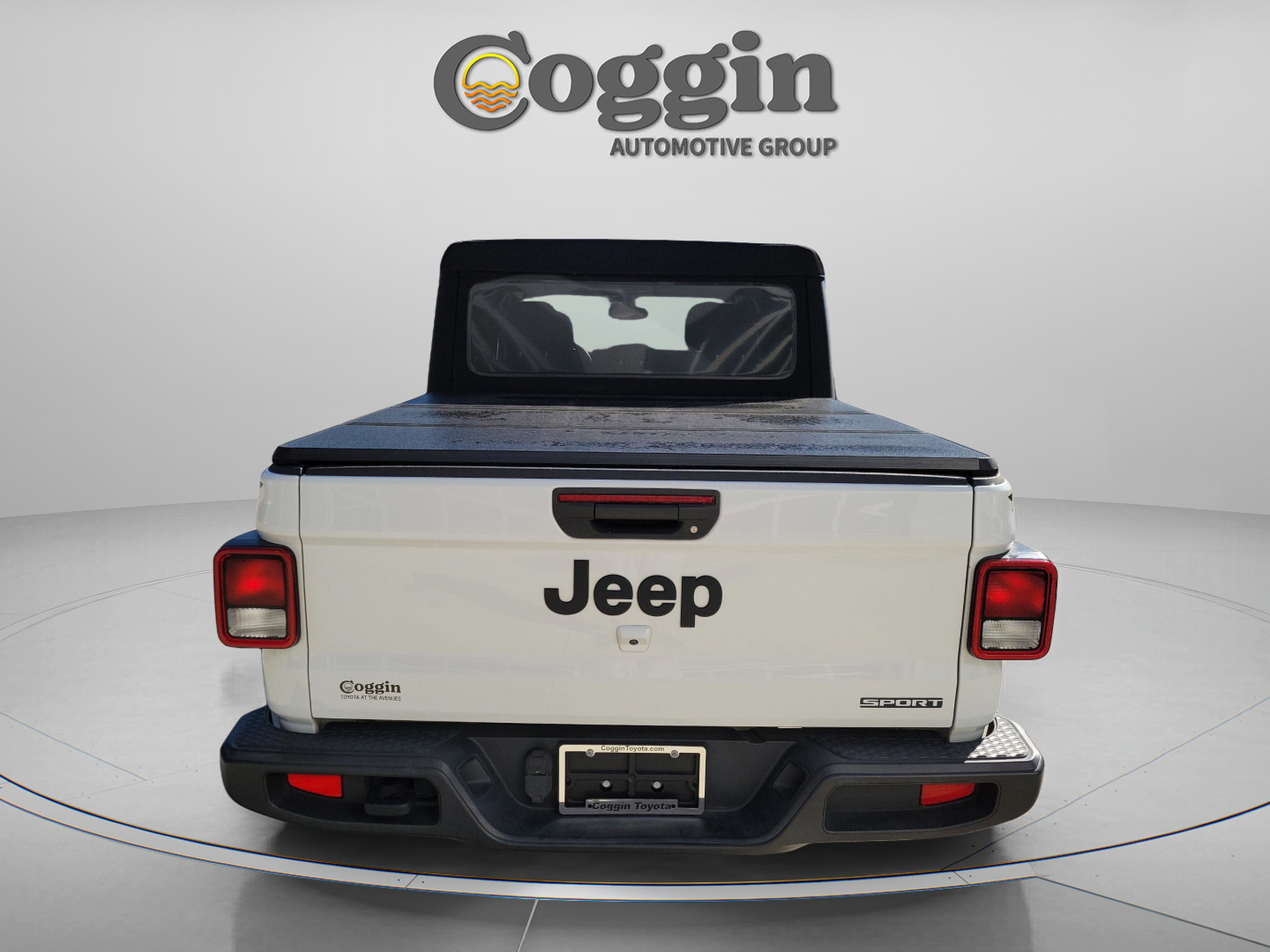Used 2020 Jeep Gladiator Sport w/ Quick Order Package 24S AWD/4WD image 3