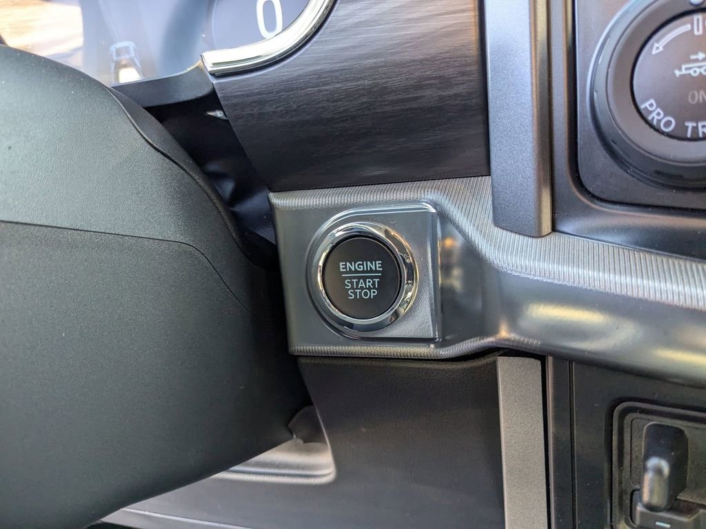 Used 2024 Ford F150 Lariat w/ FX4 Off-Road Package image 22