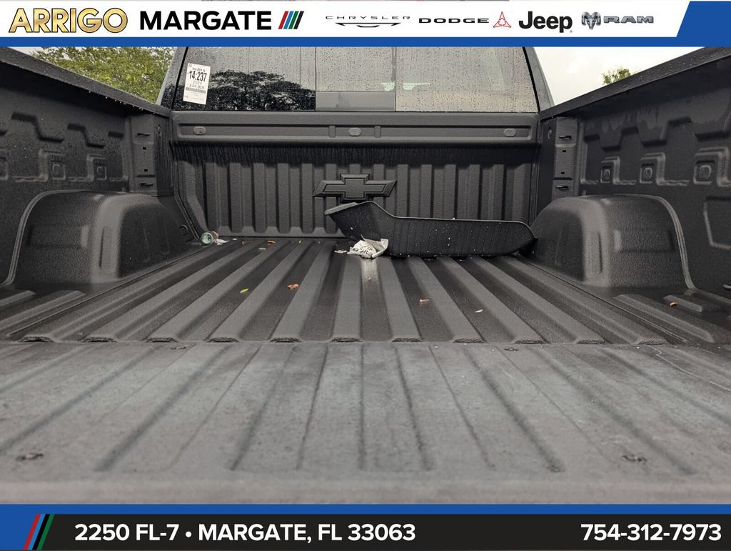 Used 2024 Chevrolet Silverado 1500 LT w/ Safety Package AWD/4WD image 29