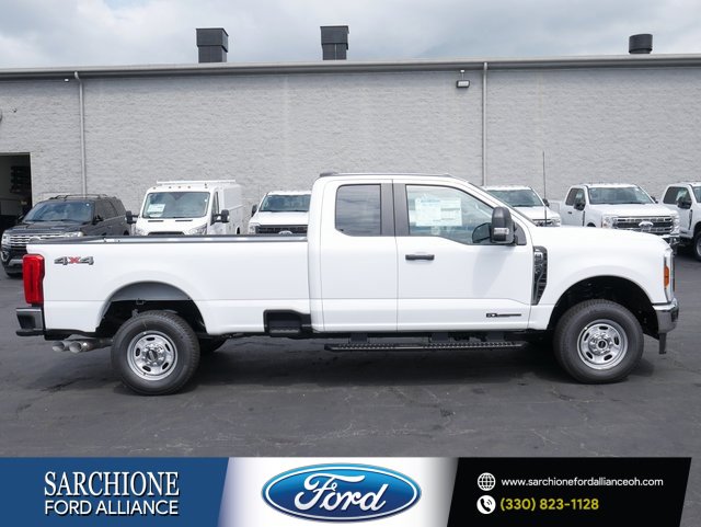 New 2025 Ford F250 XL w/ XL Chrome Package