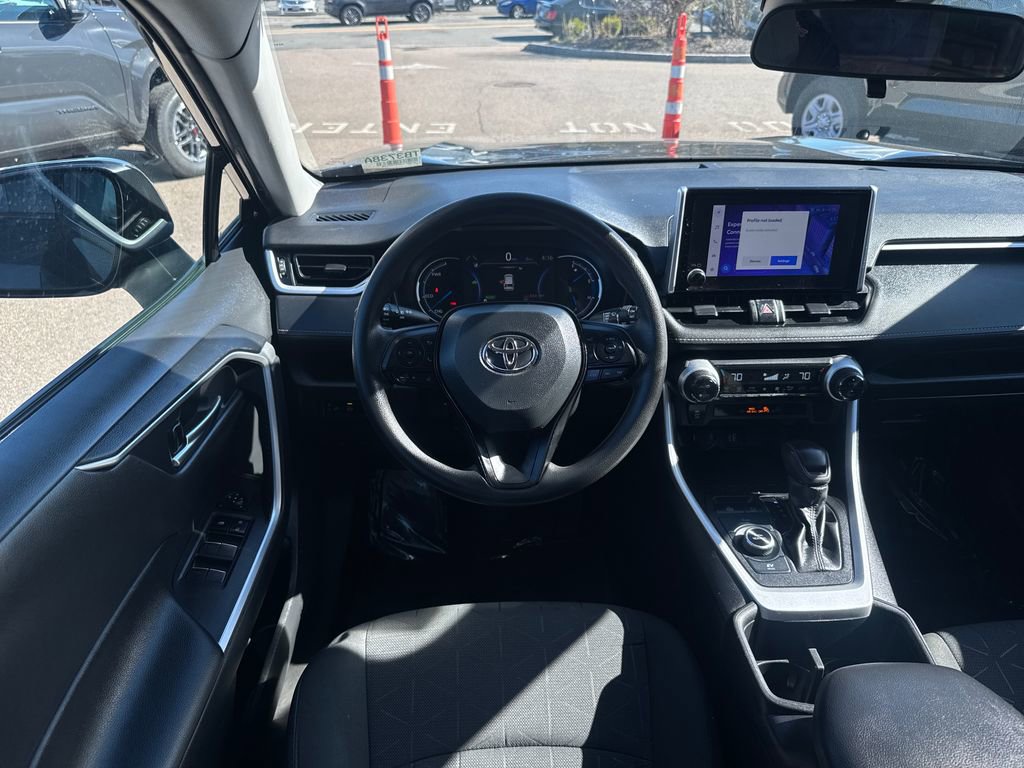 Used 2023 Toyota RAV4 AWD Hybrid image 11