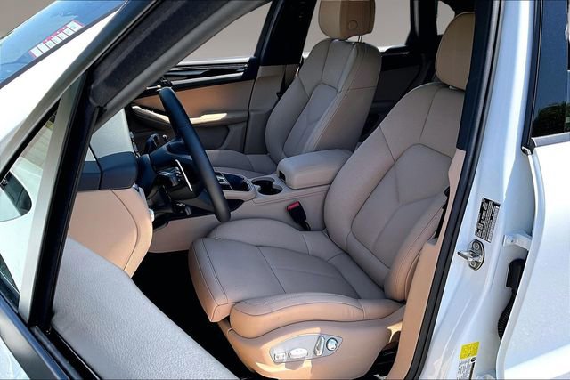 Used 2026 Porsche Macan AWD/4WD image 20