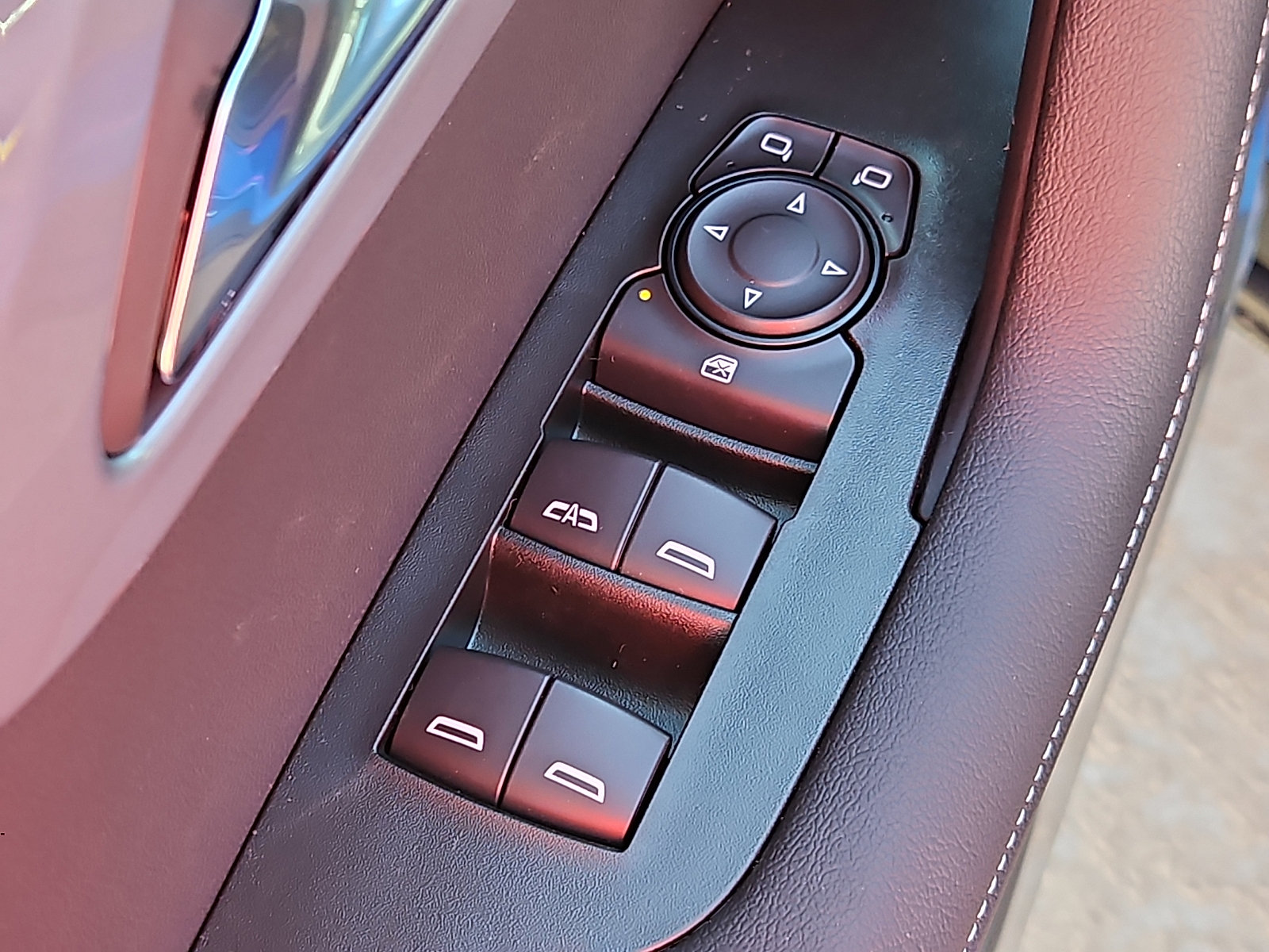 New 2026 Chevrolet Blazer LT w/ Midnight/Sport Edition FWD image 13