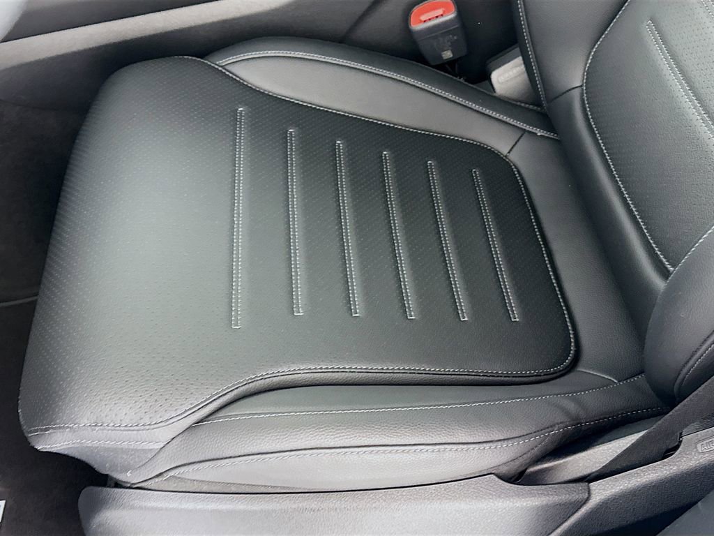 Used 2026 Mercedes-Benz GLC 300 4MATIC image 18