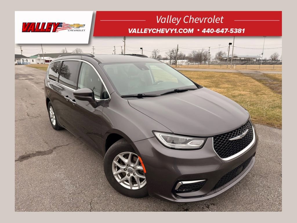 Used 2022 Chrysler Pacifica Touring-L