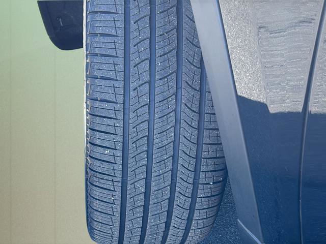 New 2026 Jeep Cherokee Overland w/ Trailer Tow Group image 11