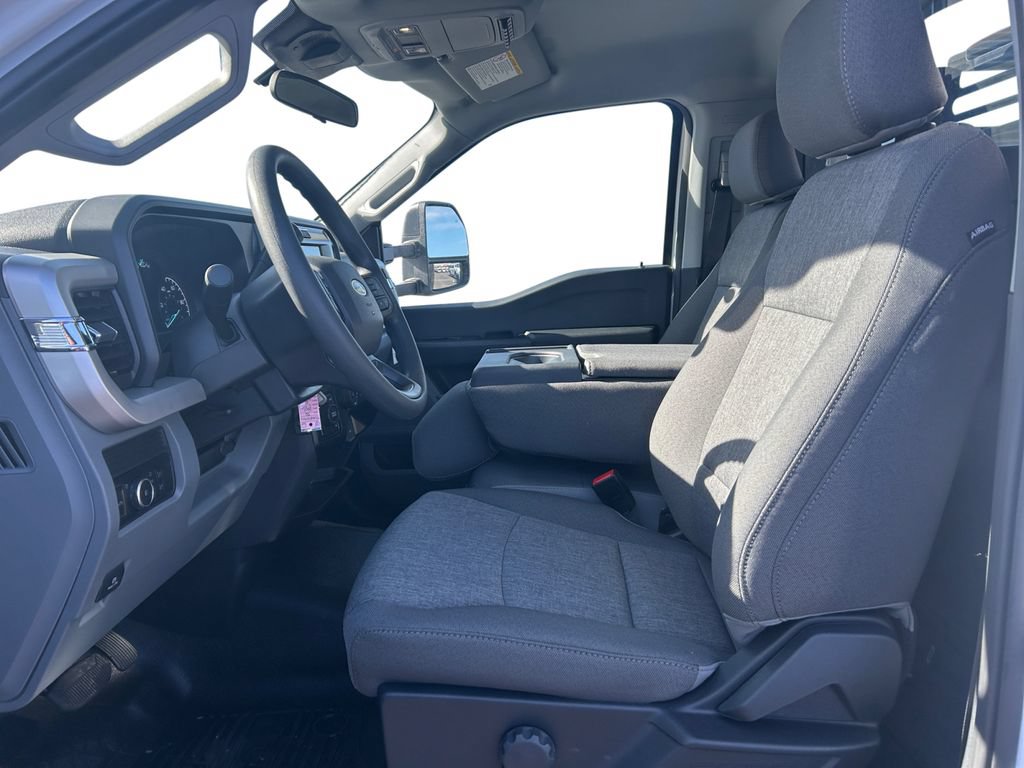 New 2026 Ford F550 4x4 Regular Cab Super Duty image 10