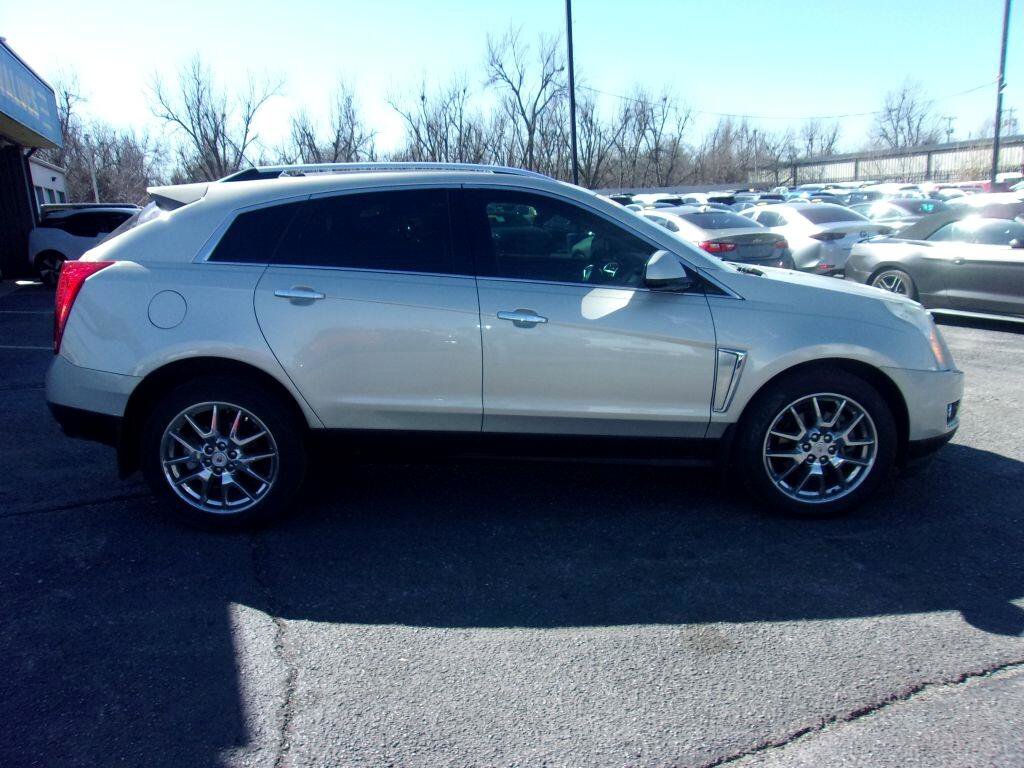 Used 2015 Cadillac SRX Premium FWD image 4
