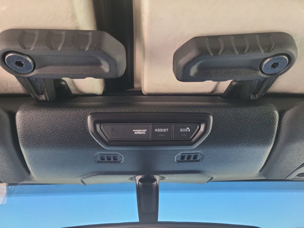 Used 2023 Jeep Gladiator Willys image 21