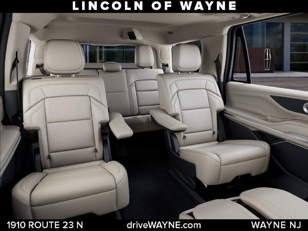 New 2027 Lincoln Navigator Reserve AWD/4WD image 12