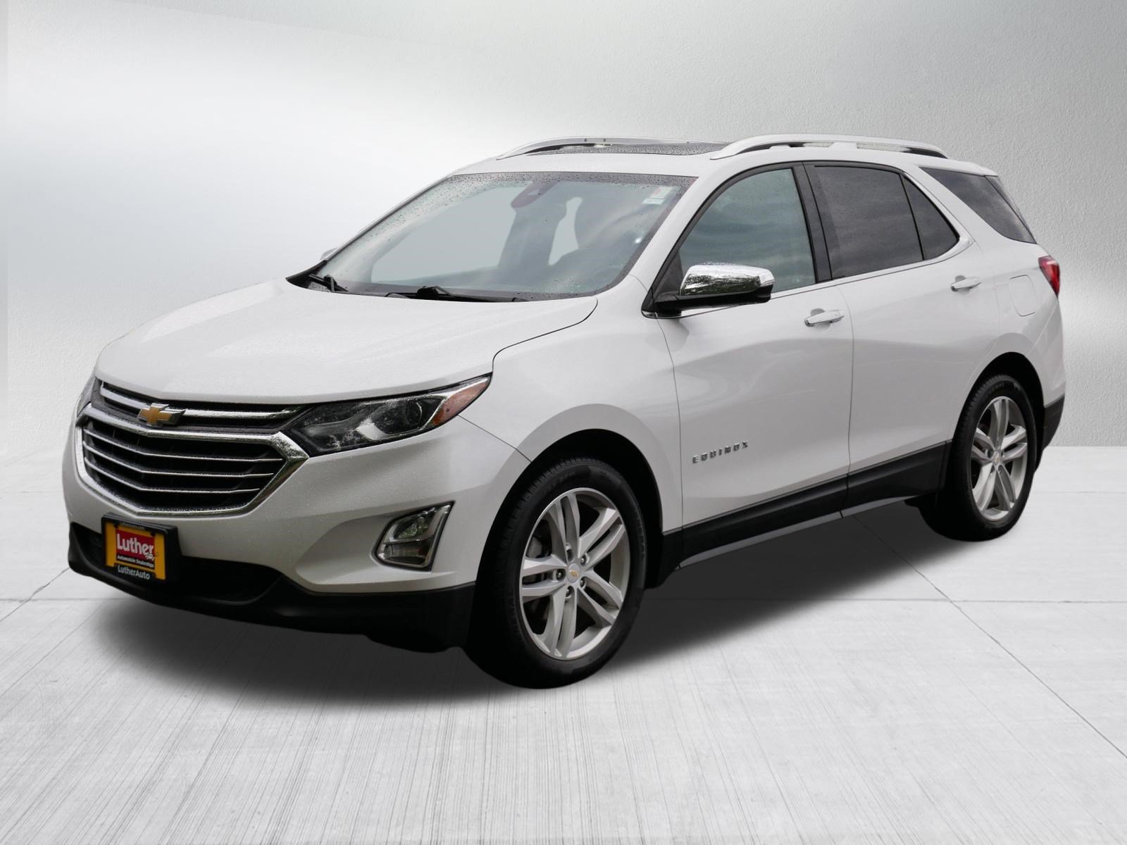 Used 2018 Chevrolet Equinox Premier AWD/4WD image 3