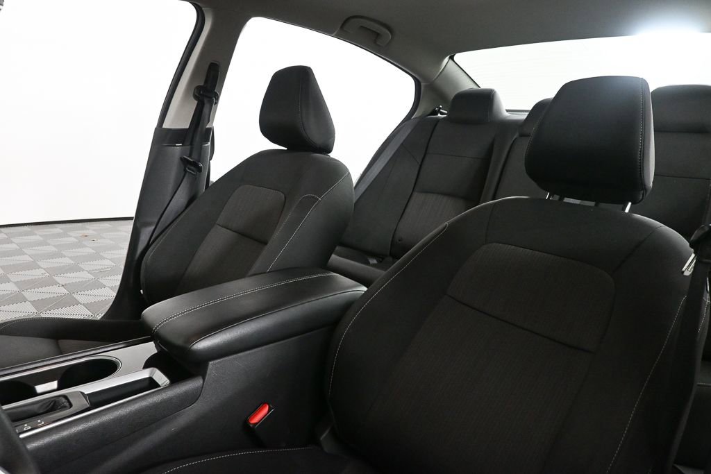 Used 2024 Nissan Altima 2.5 SV image 5