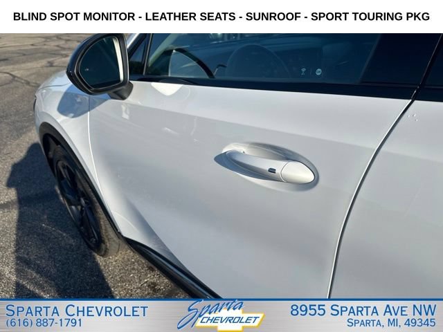 Used 2021 Buick Envision Essence w/ Sport Touring Package AWD/4WD image 10