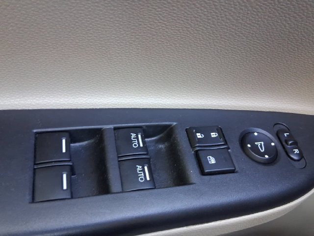 Used 2017 Honda Accord Touring image 28