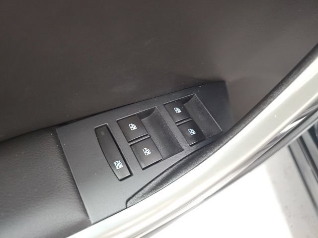 Used 2016 Buick Verano Leather FWD image 12