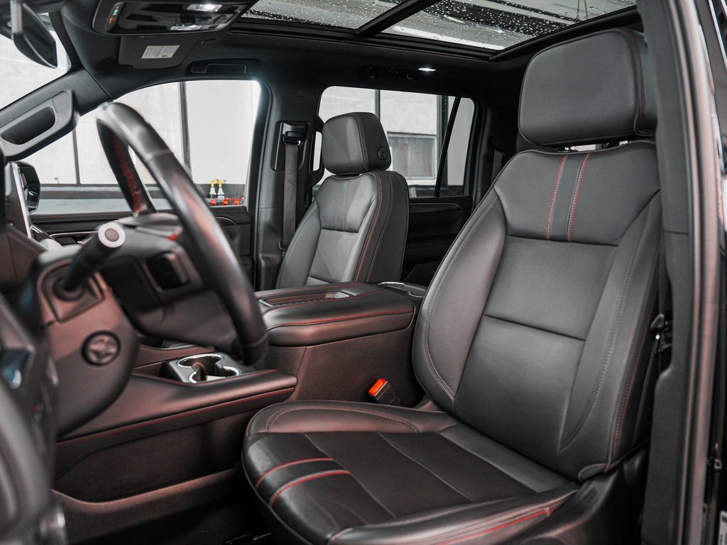 Used 2022 Chevrolet Suburban RST w/ Sport Performance Package image 29