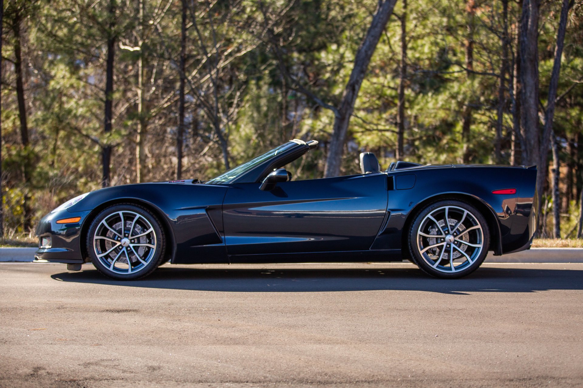 Used 2013 Chevrolet Corvette 427 w/ 1SC Preferred Equipment Group image 6