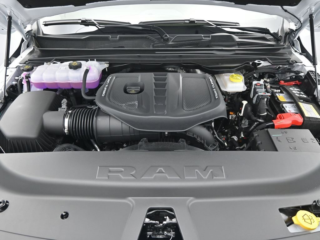 New 2025 RAM 1500 Limited image 22