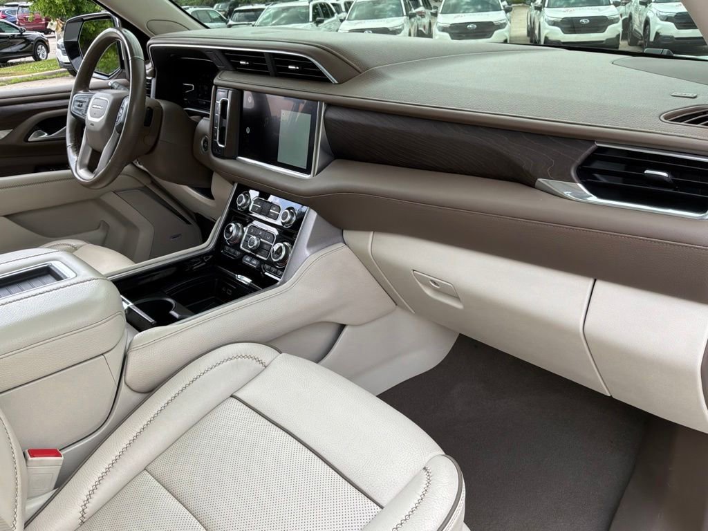 Used 2022 GMC Yukon Denali AWD/4WD image 34
