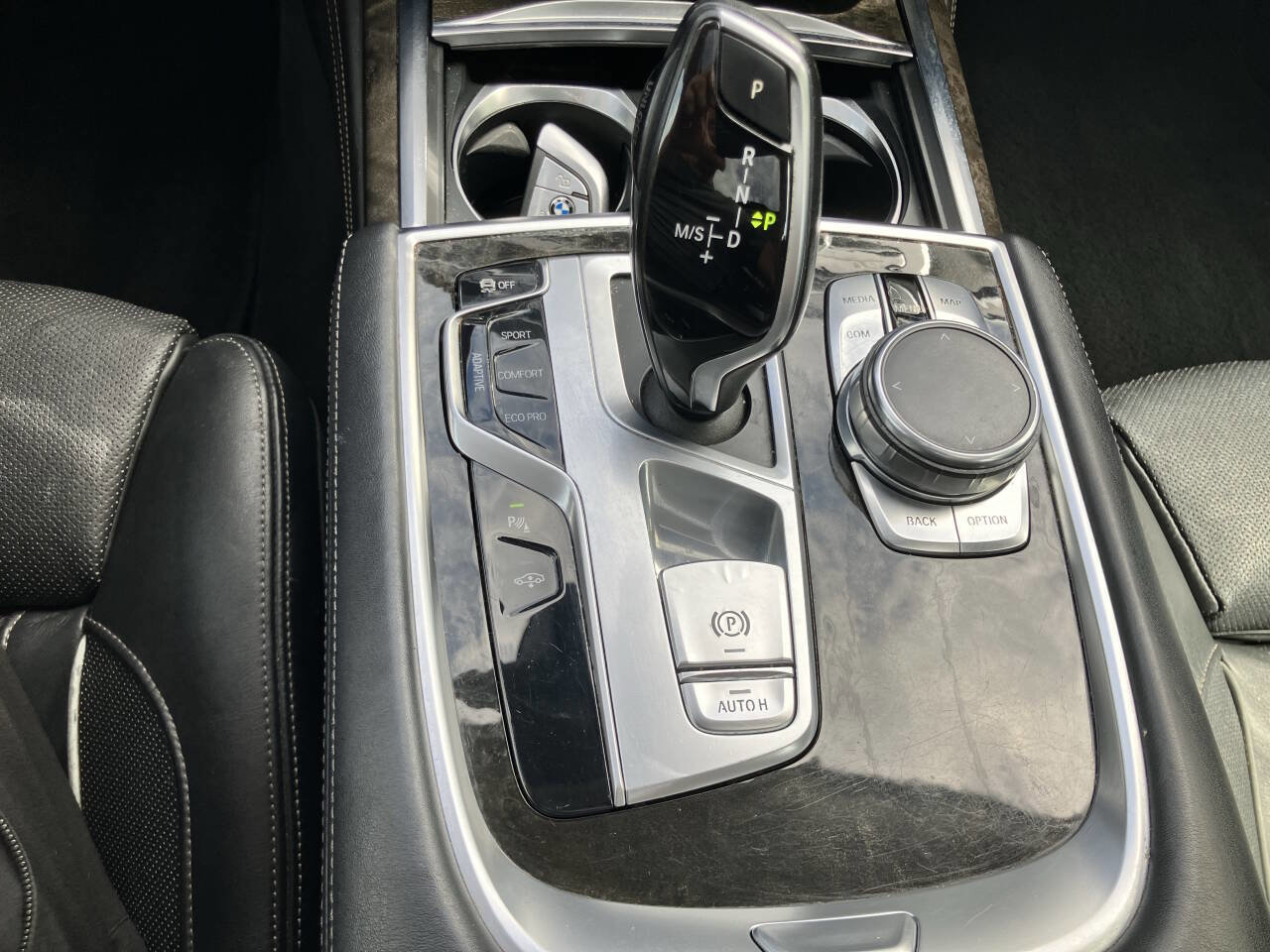 Used 2016 BMW 750i xDrive image 14