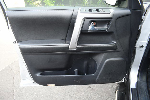 Used 2014 Toyota 4Runner SR5 Premium image 13