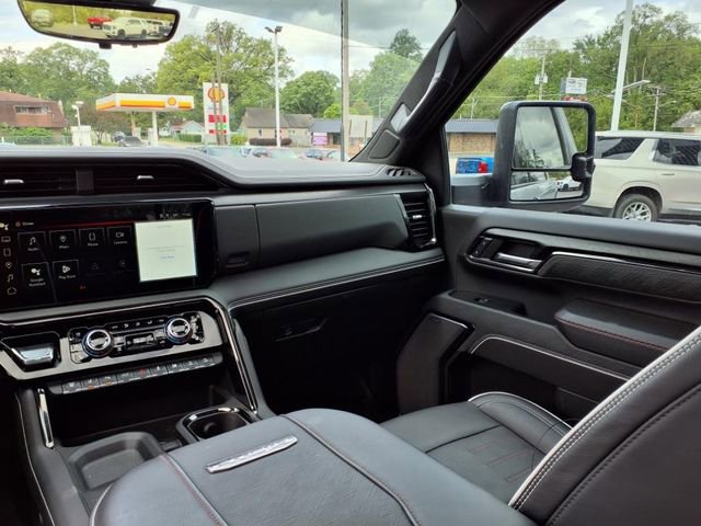 Used 2024 GMC Sierra 2500 AT4X image 27