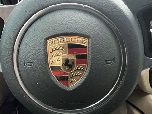 Used 2023 Porsche Cayenne Platinum Edition image 23