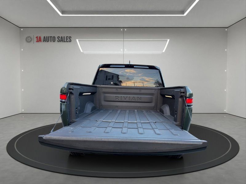 Used 2023 Rivian R1T Adventure image 11