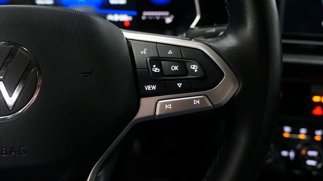 Certified 2023 Volkswagen Jetta SE image 24