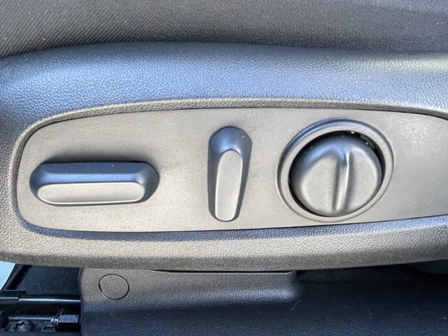 Certified 2023 GMC Acadia SLE w/ Driver Convenience Package image 27